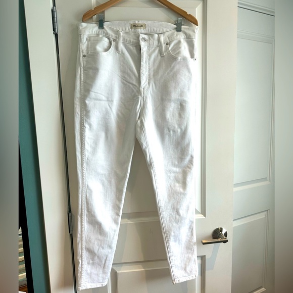 Mint condition Madewell high rise skinny jeans. Size 33 - Picture 5 of 9